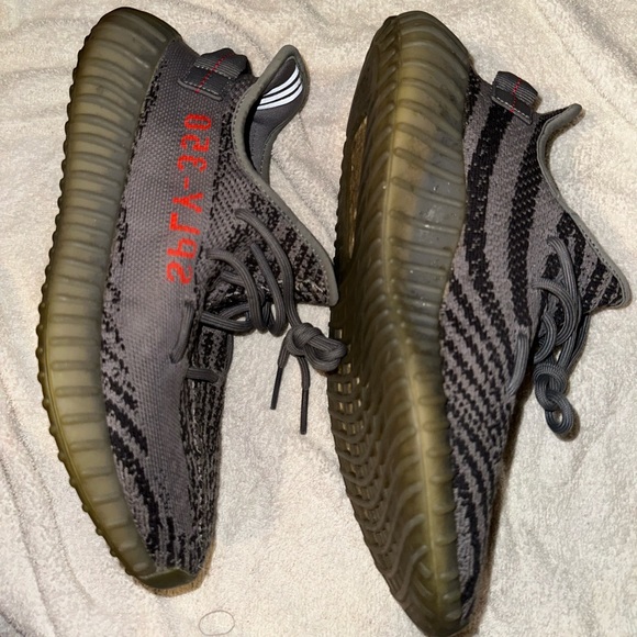 Yeezy Boost 350 V2 'Beluga 2.0' - Picture 3 of 7